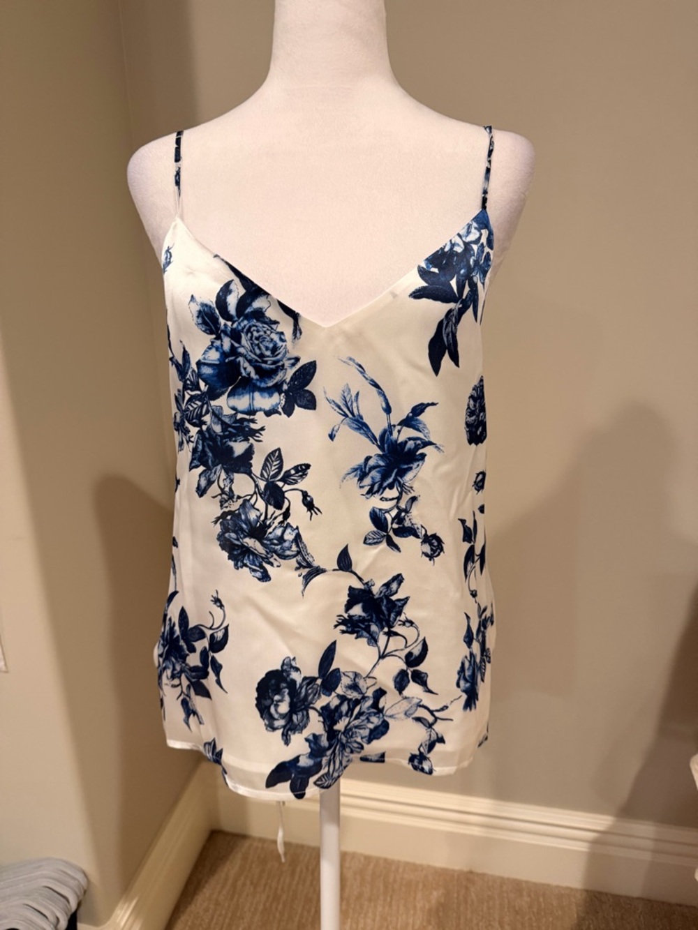 L'AGENCE Jane Silk Camisole New with Tags Size XS - Picture 5 of 8